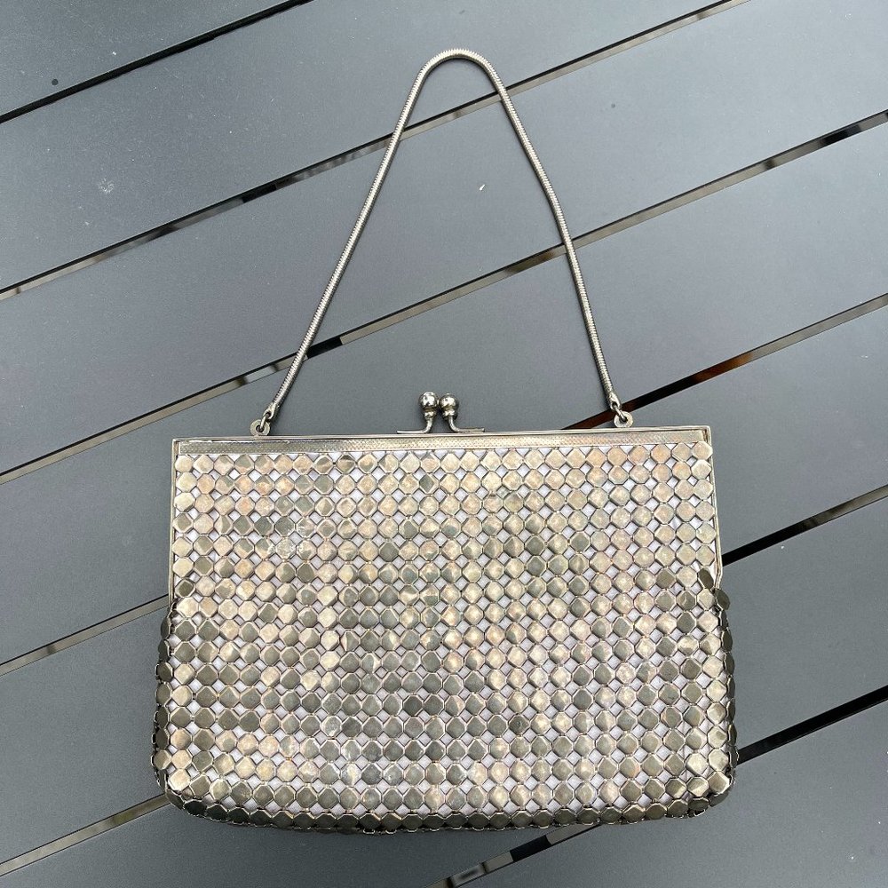 Vintage Du Val clutch purse
